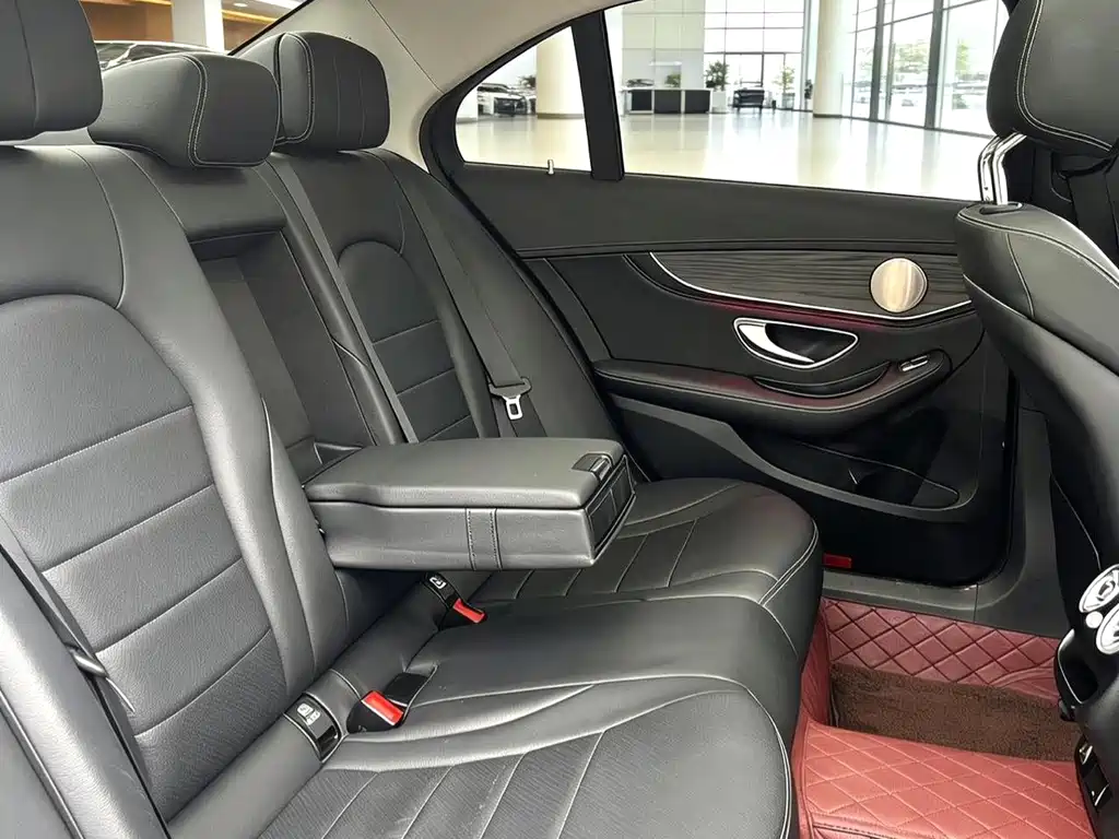 Mercedes-Benz C-Class 2020 — фото 8