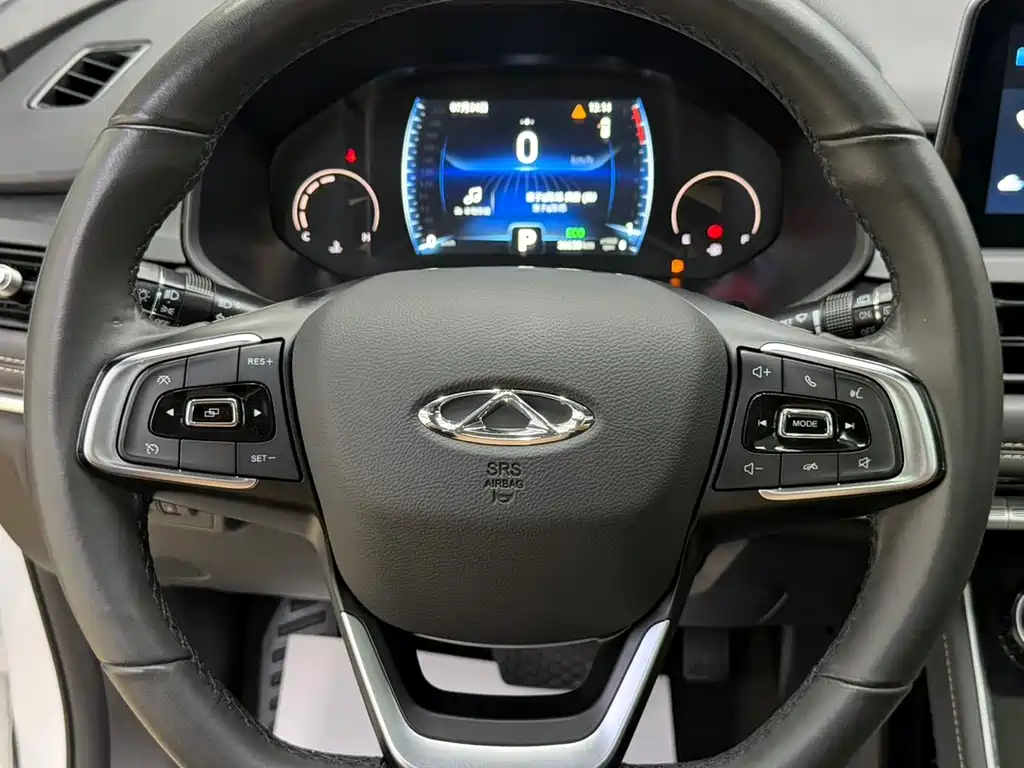 Chery Tiggo 8 2023 — фото 12