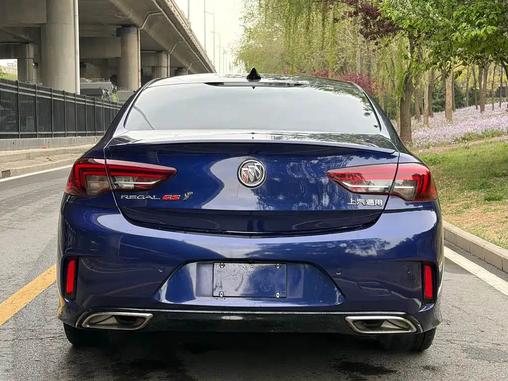 Buick Regal 2017 — фото 13