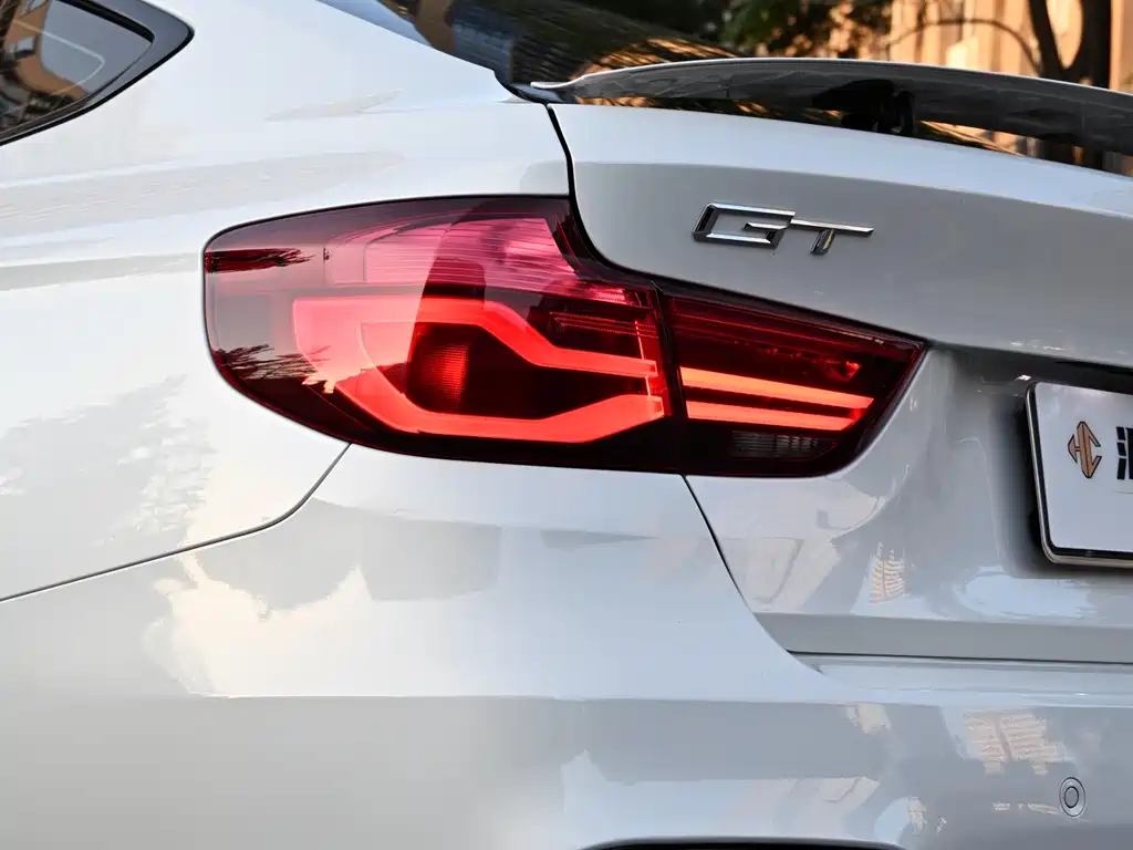 BMW 3 Series GT 2021 — фото 12