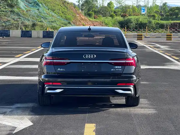Audi A6L 2023