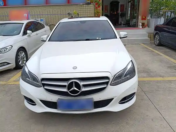 Mercedes-Benz E-Class 2015