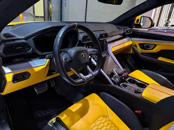 Lamborghini Urus 2019