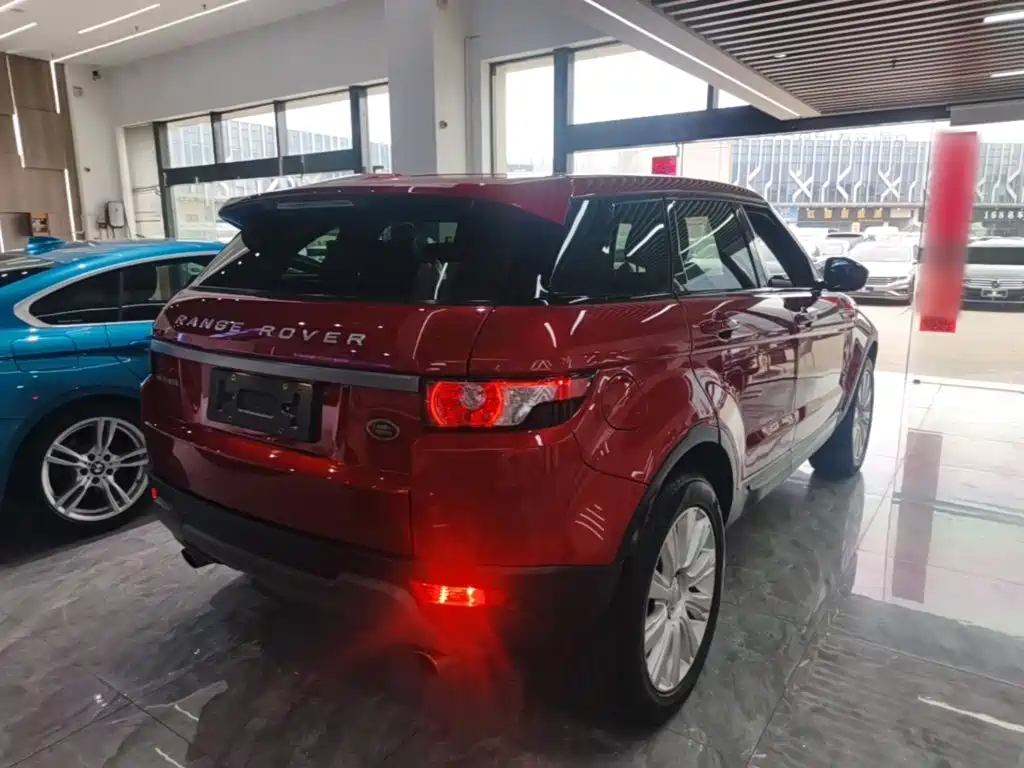 Land Rover Evoque 2016 — фото 7