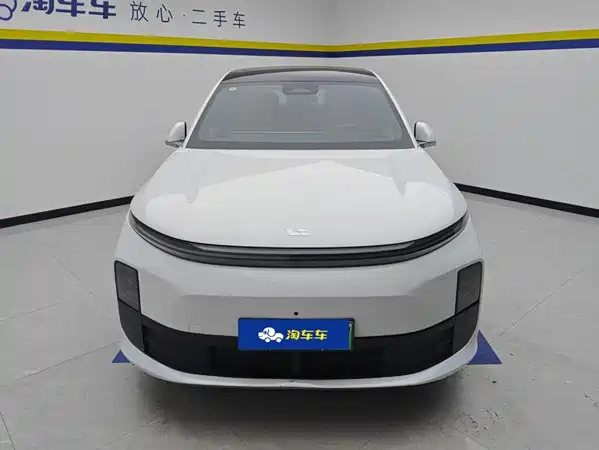 Li Auto L6 2024