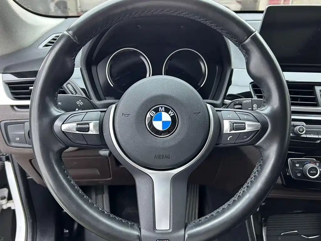 BMW X1 2022 — фото 9