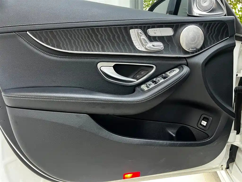 Mercedes-Benz C-Class 2020 — фото 11