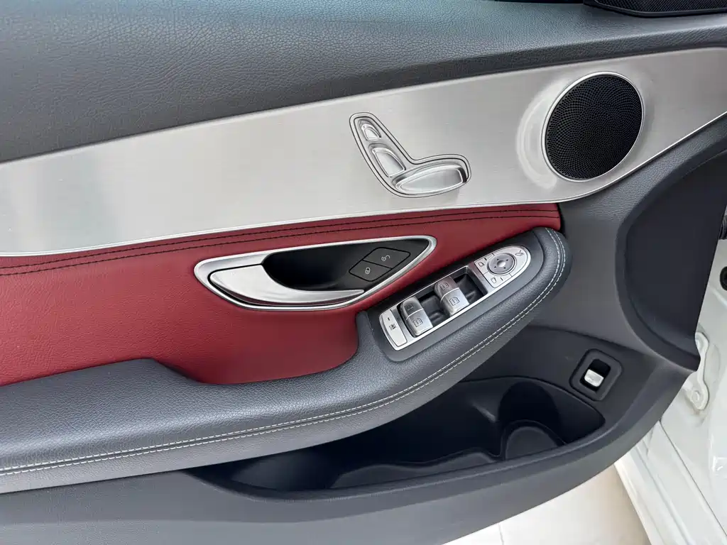 Mercedes-Benz C-Class 2017 — фото 12