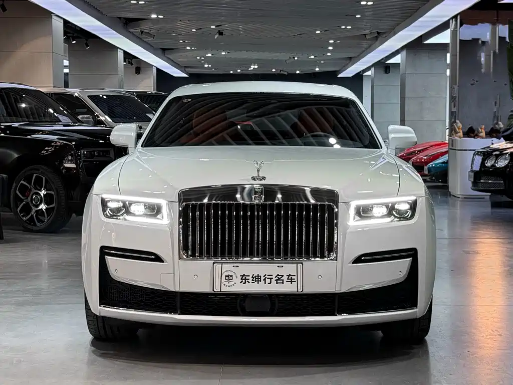 Rolls-Royce Ghost 2023 — фото 2