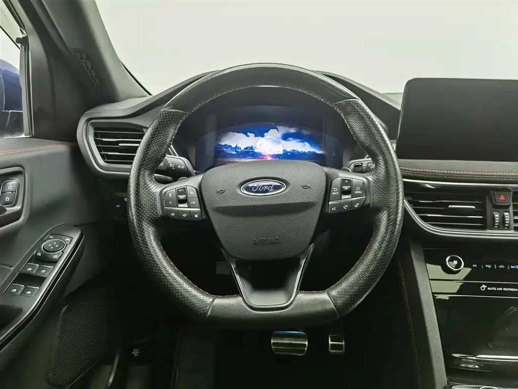 Ford Escape 2022 — фото 11