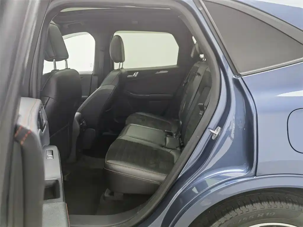 Ford Escape 2022 — фото 15