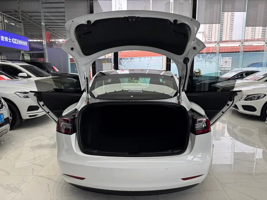 Tesla Model 3 2019 — фото 25