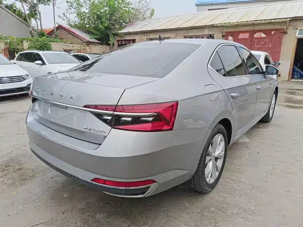 Skoda Superb 2020