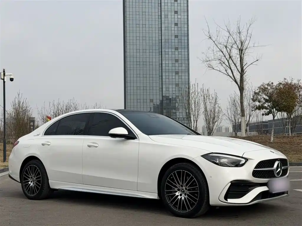 Mercedes-Benz C-Class 2025 — фото 25