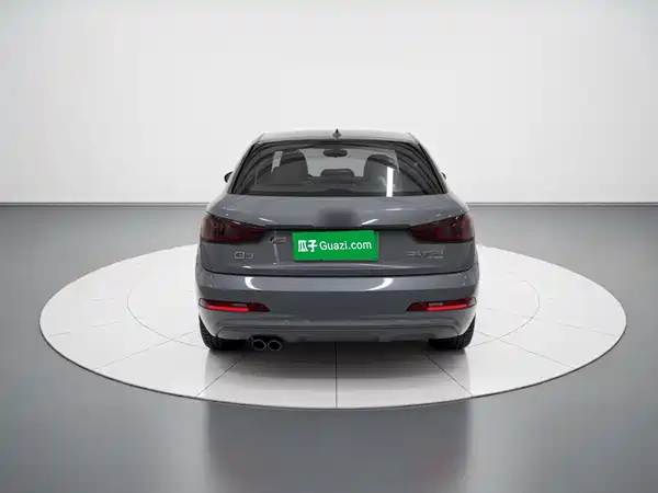 Audi Q3 2015