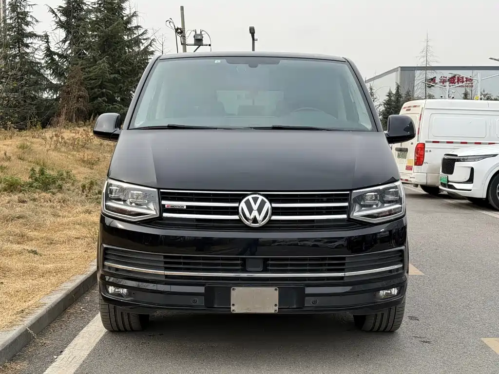 Volkswagen Multivan 2018 — фото 2