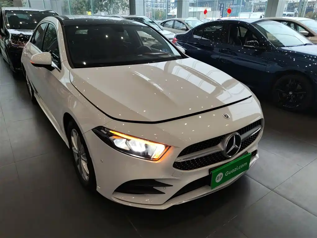 Mercedes-Benz A-Class 2022 — фото 4