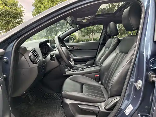 Mazda CX-4 2021