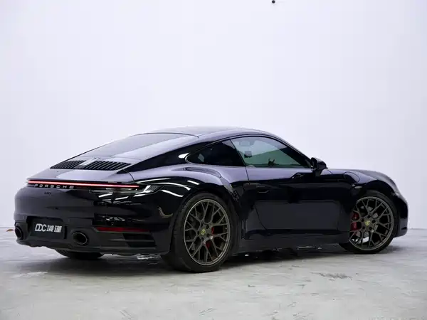 Porsche 911 2020