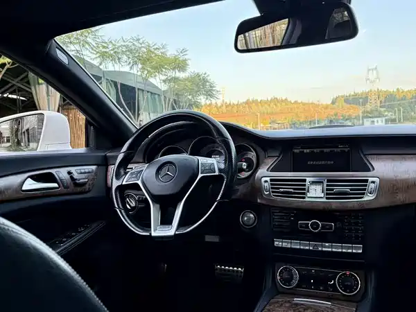 Mercedes-Benz CLS 2013