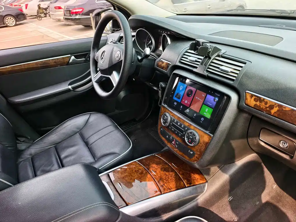Mercedes-Benz R-Class 2012 — фото 15