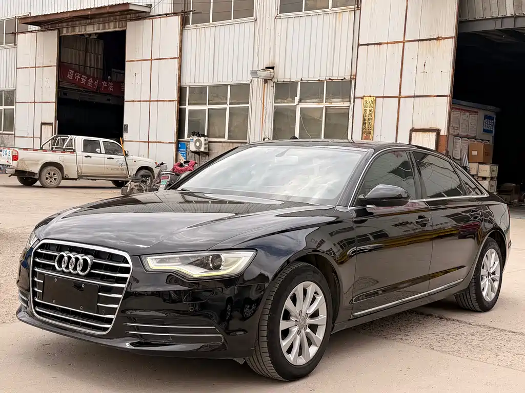 Audi A6L 2014 — фото 1