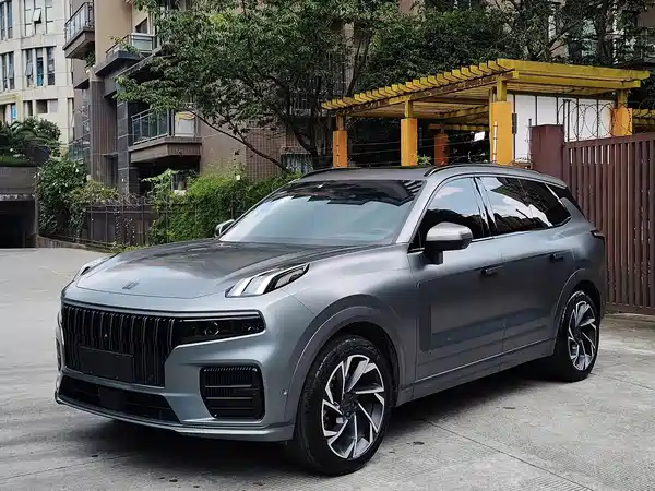 Lynk & Co 09 2022