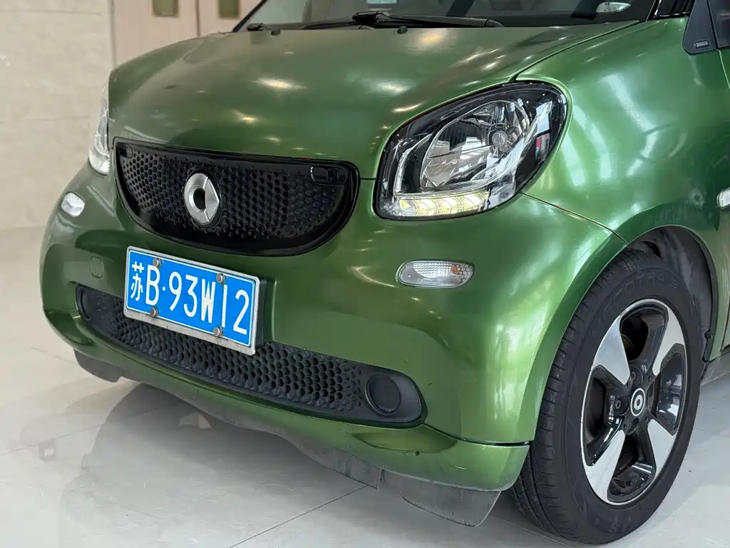 smart fortwo 2018 — фото 4