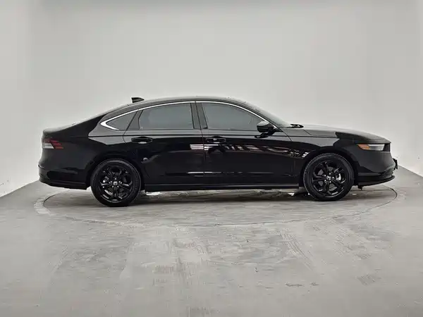 Honda Accord 2025