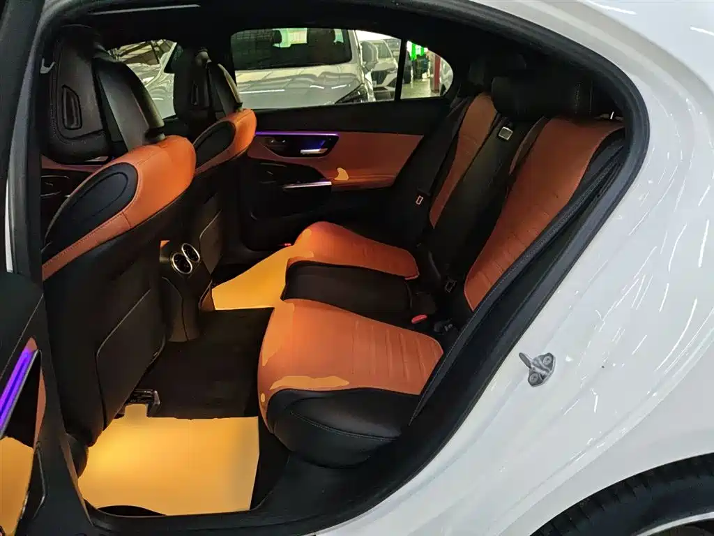 Mercedes-Benz C-Class 2023 — фото 17
