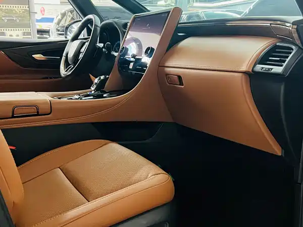 Toyota Alphard 2026