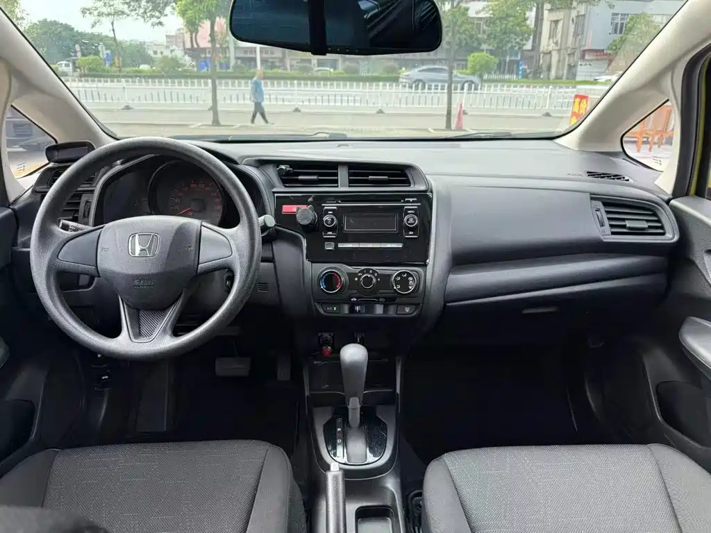 Honda Fit 2016 — фото 7