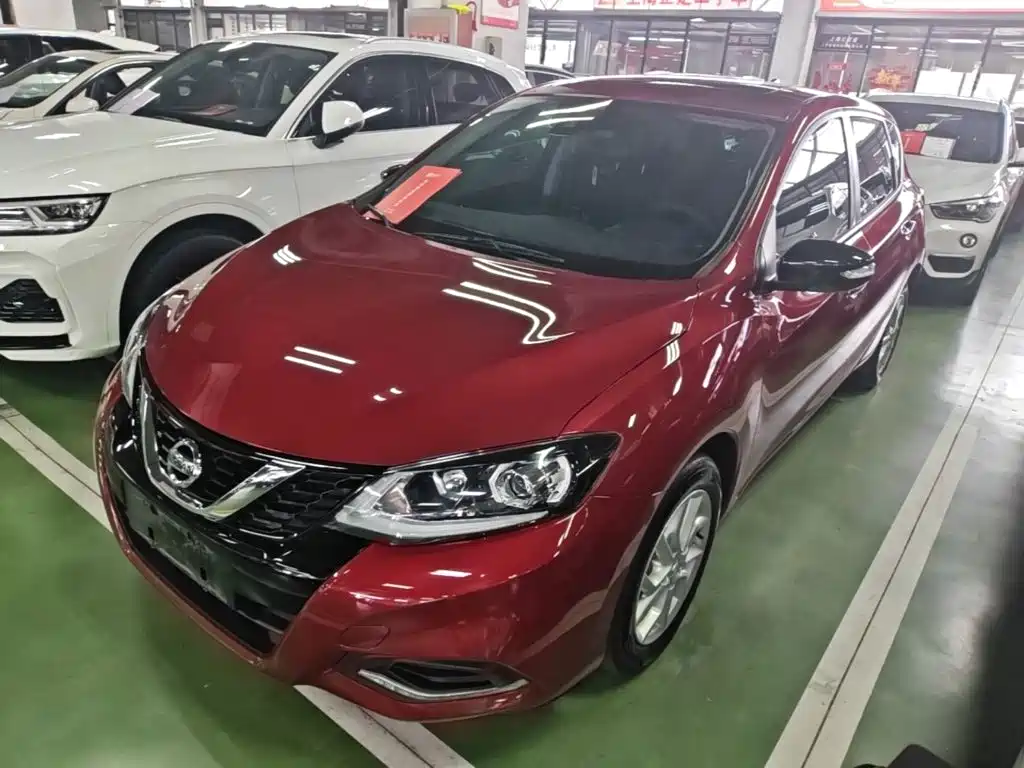 Nissan Tiida 2025
