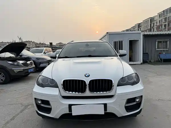 BMW X6 2012