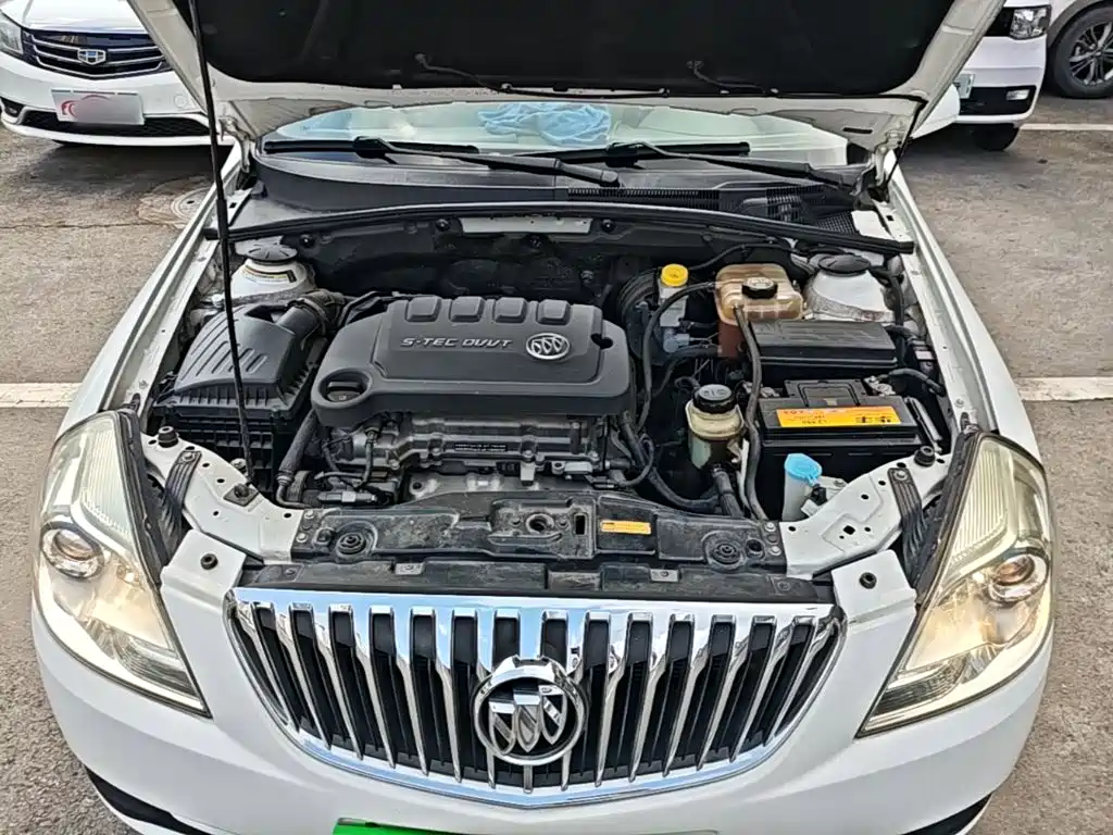 Buick Excelle 2015 — фото 20