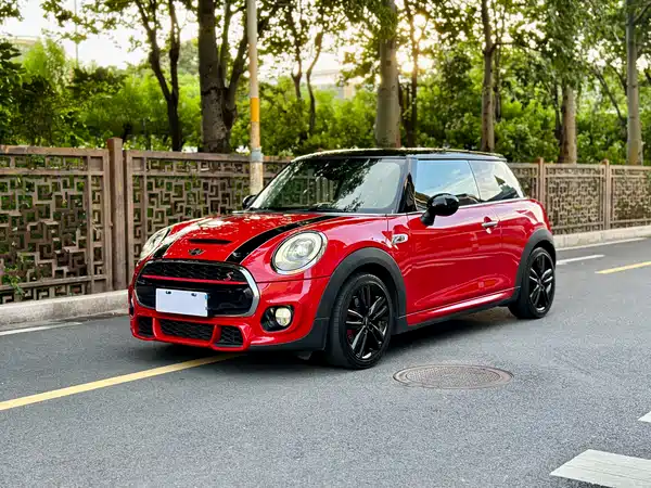 MINI 2016