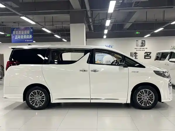 Toyota Alphard 2021