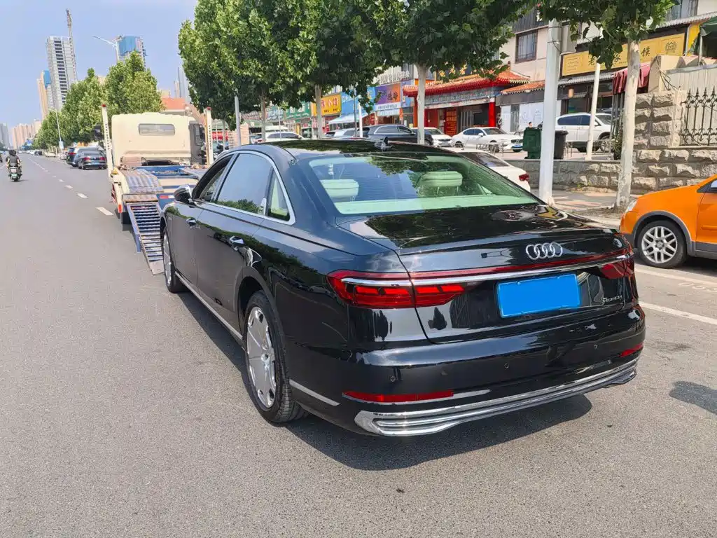 Audi A8 2023