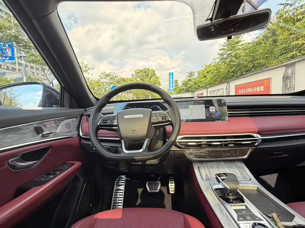 Jetour X70 PLUS 2023 — фото 15