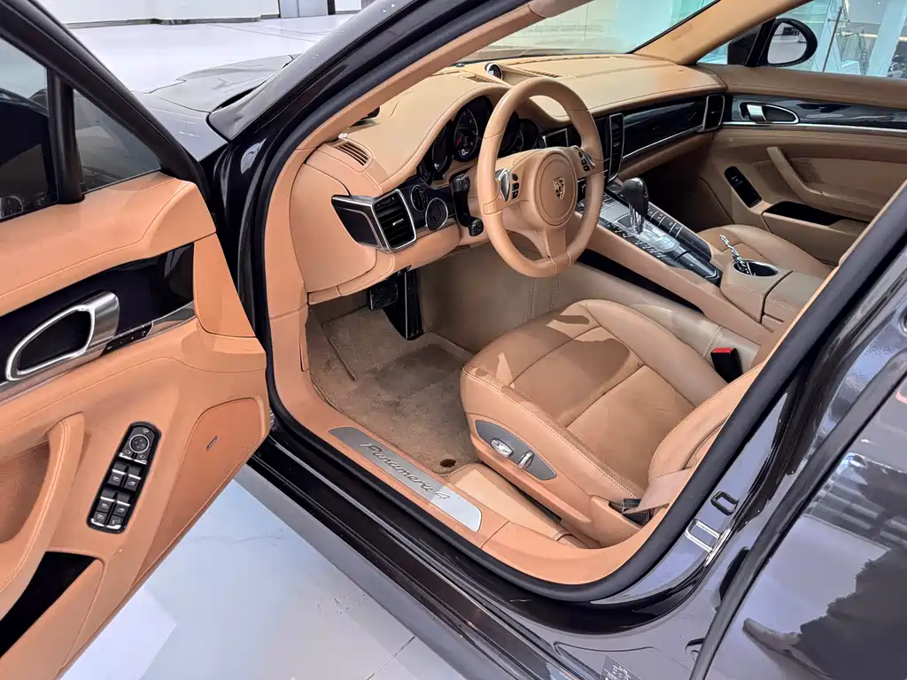 Porsche Panamera 2011