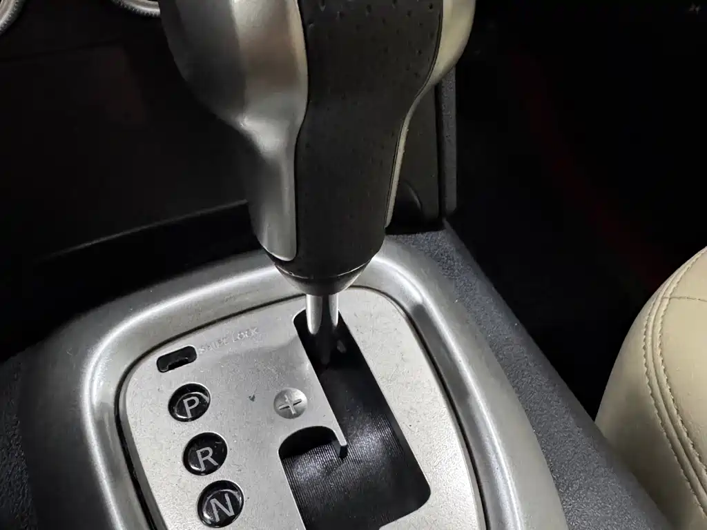 Nissan Qashqai 2014 — фото 16
