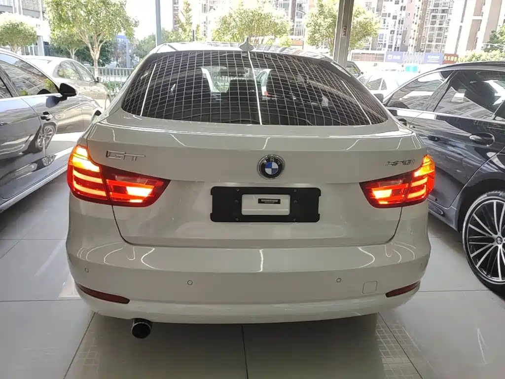 BMW 3 Series GT 2015 — фото 6
