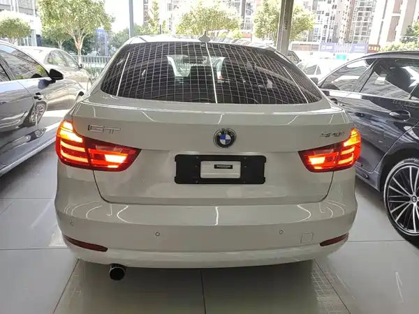 BMW 3 Series GT 2015