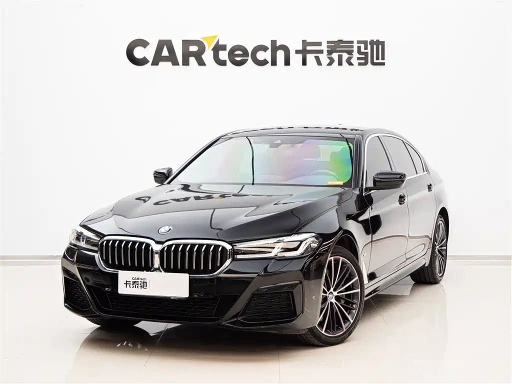 BMW 5 Series 2023 — фото 1