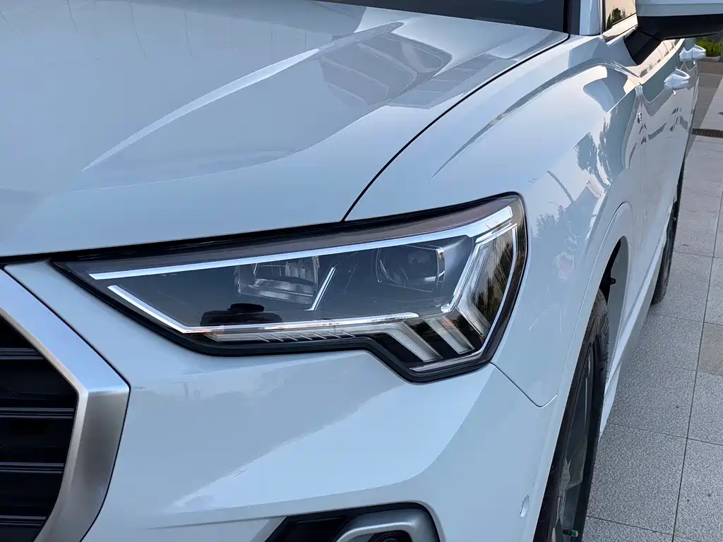 Audi Q3 2023 — фото 19