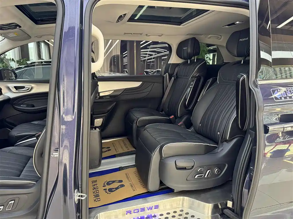 Roewe iMAX8 2023 — фото 11