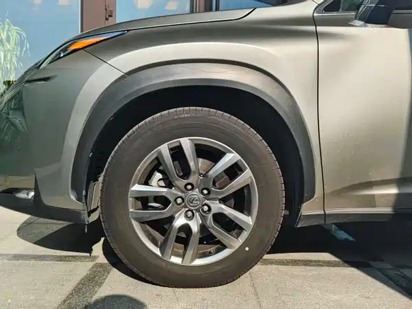 Lexus NX 2017