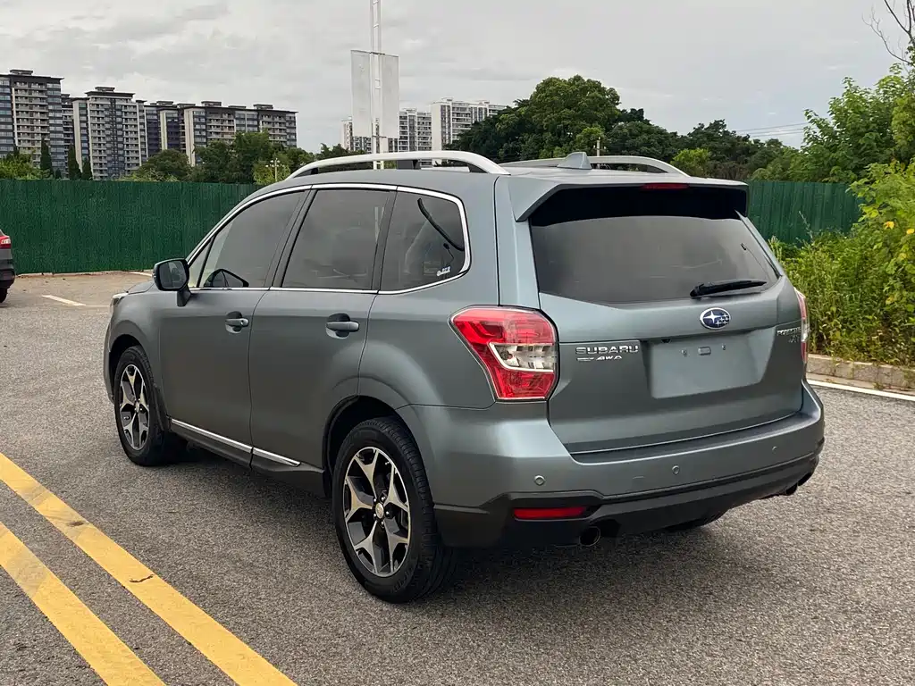 Subaru Forester 2014 — фото 9