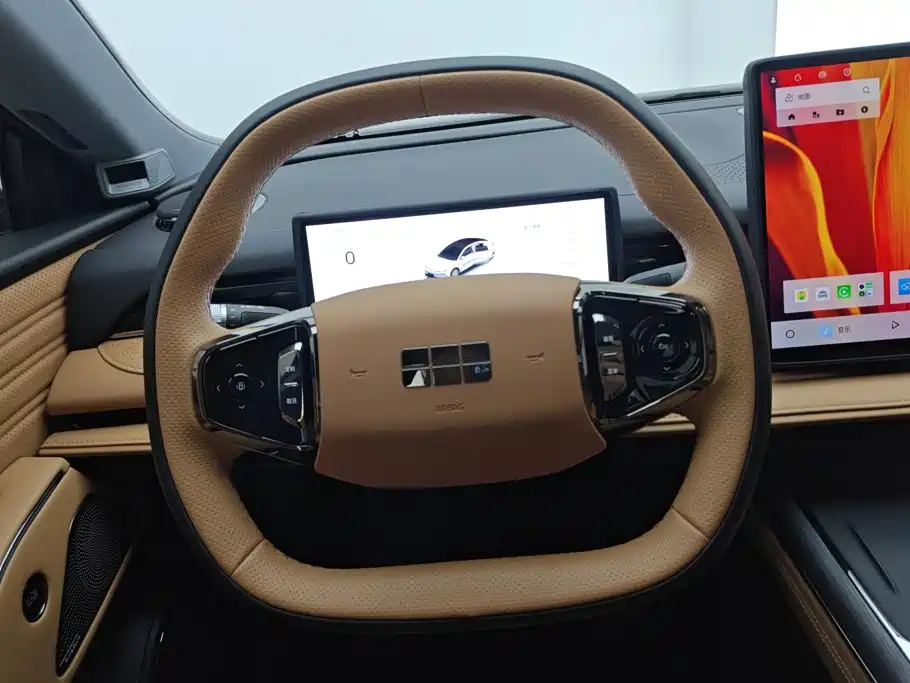 Geely Galaxy Starshine 8 2025 — фото 15