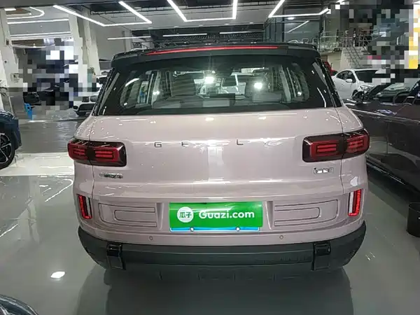Geely ICON 2025